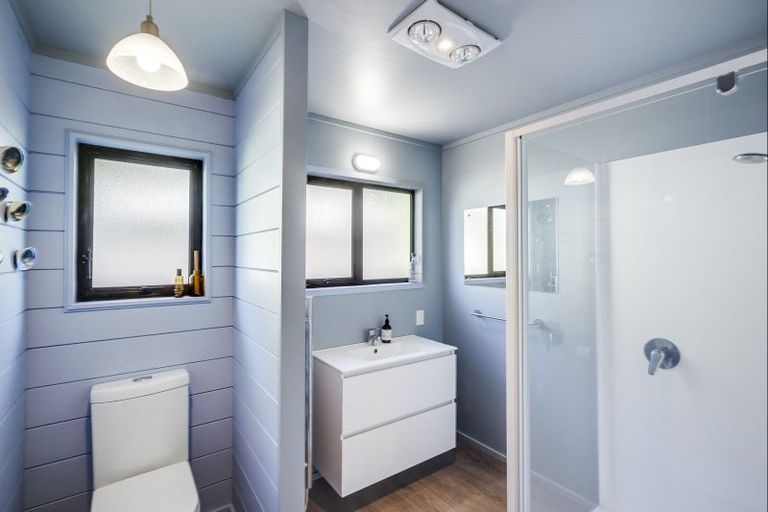 Photo of property in 5 Anthony Place, Bay View, Napier, 4104