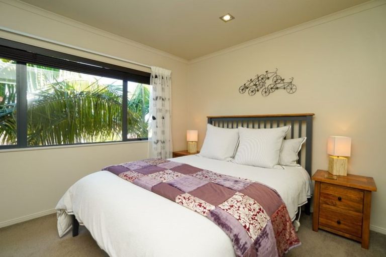 Photo of property in 11 Girvan Terrace, Wattle Downs, Auckland, 2103