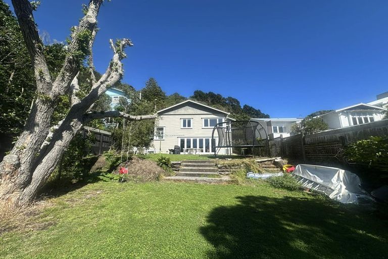 Photo of property in 103 Inglis Street, Seatoun, Wellington, 6022