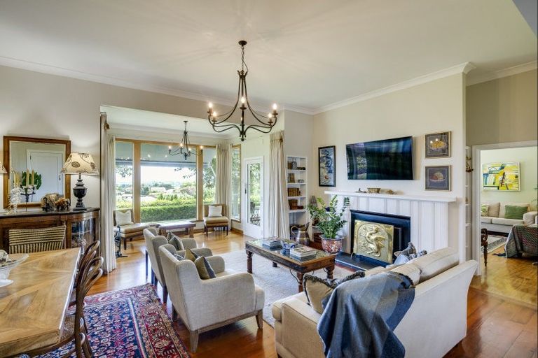 Photo of property in 20 Tauroa Road, Havelock North, 4130