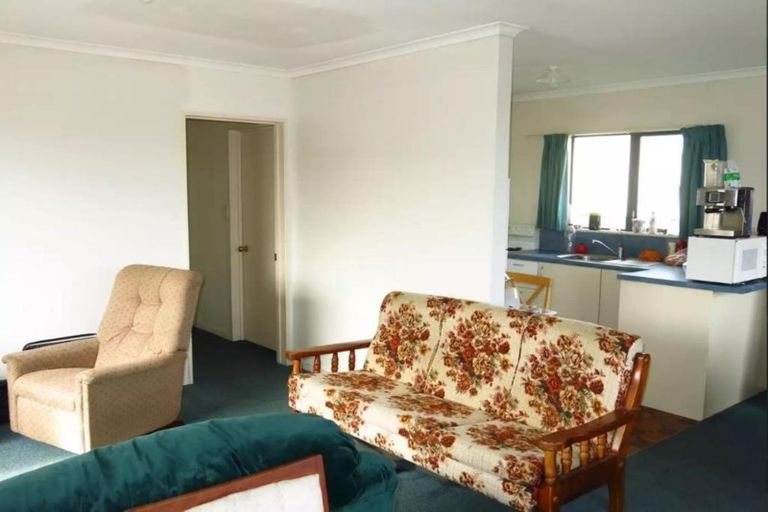 Photo of property in 24 Matai Street, Castlecliff, Whanganui, 4501