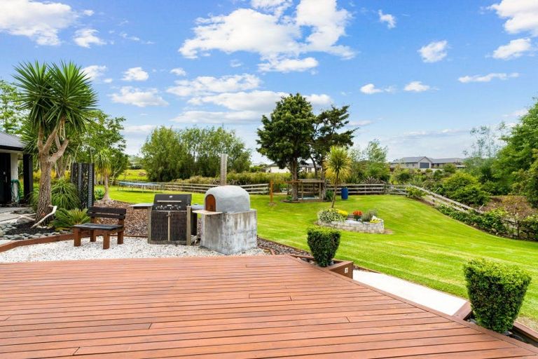 Photo of property in 33 Tesoro Way, Parahaki, Whangarei, 0112