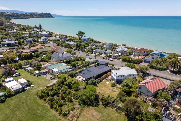 Photo of property in 12 Broadsea Avenue, Ruby Bay, Mapua, 7005