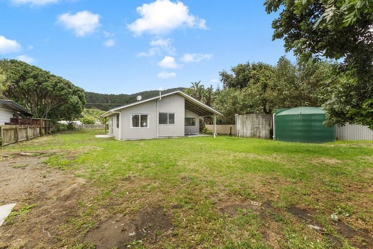 Photo of property in 1 Cordyline Road, Port Waikato, Tuakau, 2695