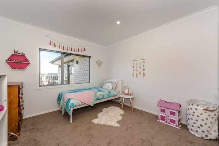 Photo of property in 11 Castleton Way, Flagstaff, Hamilton, 3210