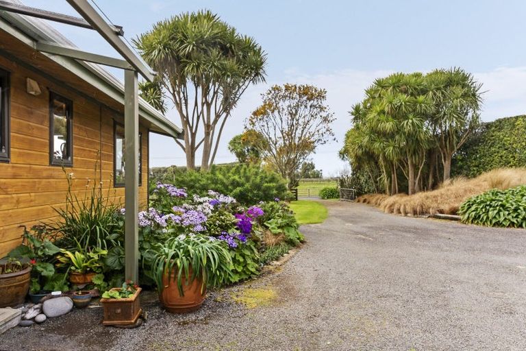 Photo of property in 52 Surrey Hill Road, Kaitake, New Plymouth, 4374