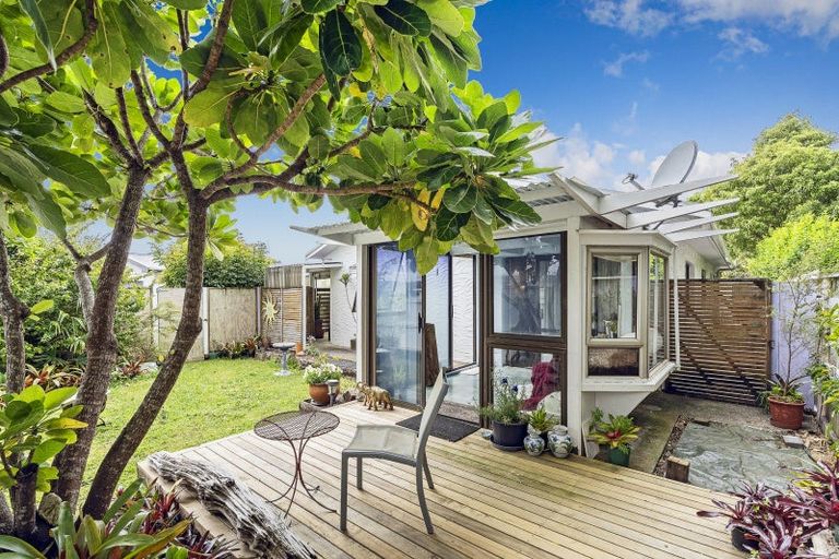 Photo of property in 1a Arthur Street, Whitianga, 3510