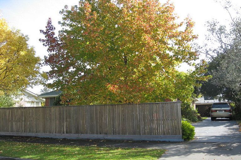 Photo of property in 10 Raxworthy Street, Ilam, Christchurch, 8041