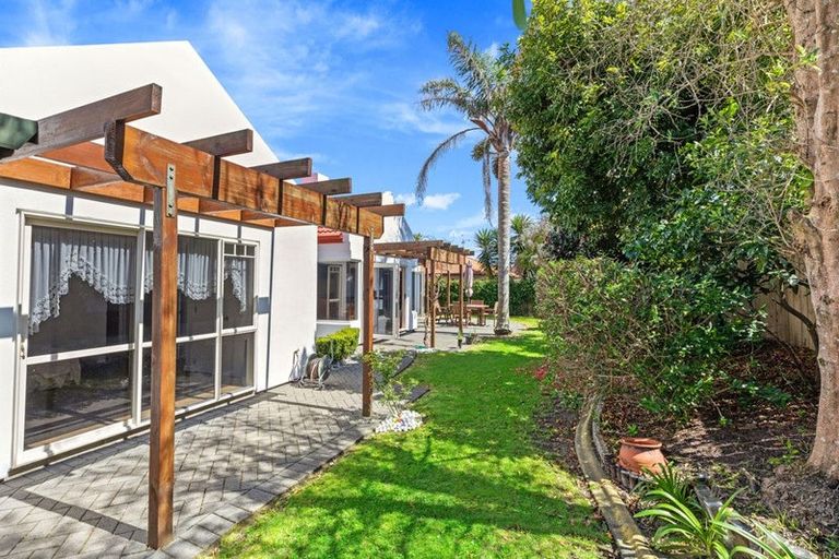 Photo of property in 5 Nautilus Drive, Papamoa Beach, Papamoa, 3118