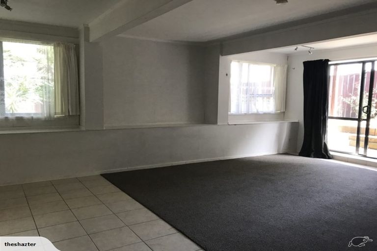 Photo of property in 29b Heron Place, Pakuranga Heights, Auckland, 2010