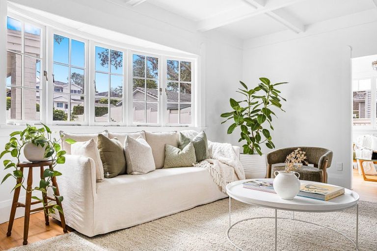 Photo of property in 203 Hurstmere Road, Takapuna, Auckland, 0622