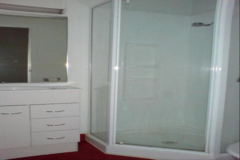 Photo of property in Orange Apartments/victoria Centr, 710/169 The Terrace, Wellington Central, Wellington, 6011