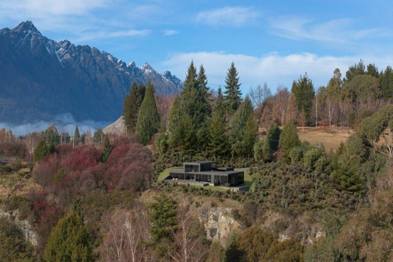 Photo of property in 399 Dalefield Road, Dalefield, Carterton, 5791