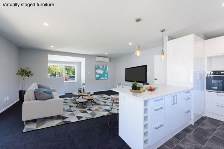 Photo of property in 2 Bell Street, Tawa, Wellington, 5028