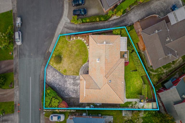 Photo of property in 15 Tatyana Place, Massey, Auckland, 0614