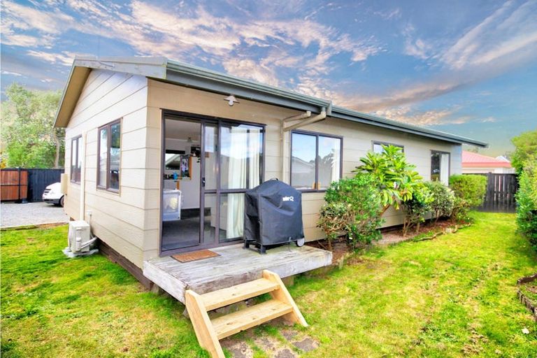 Photo of property in 298b Dickson Road, Papamoa Beach, Papamoa, 3118