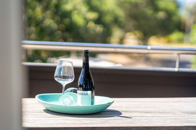 Photo of property in 35 Lagoon Way, Omaha, 0986