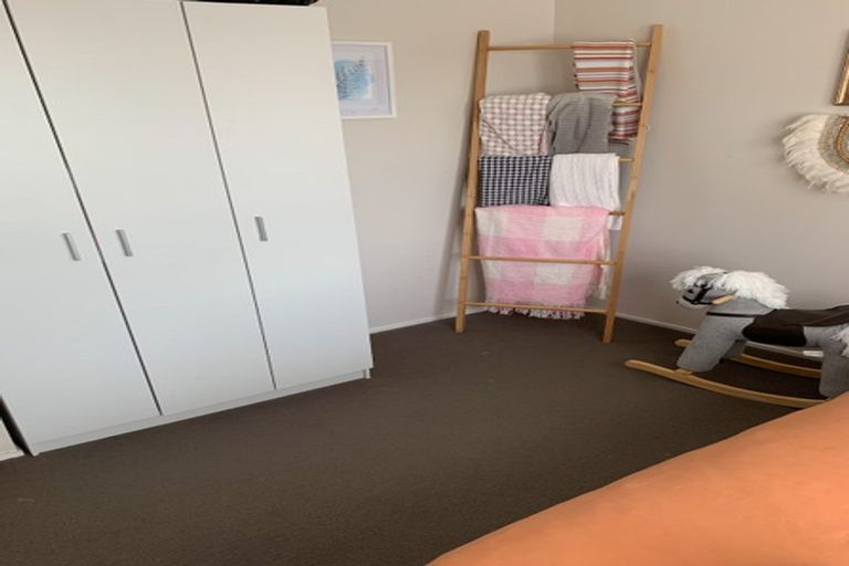 Photo of property in 2/14 Finchley Road, Torbay, Auckland, 0630