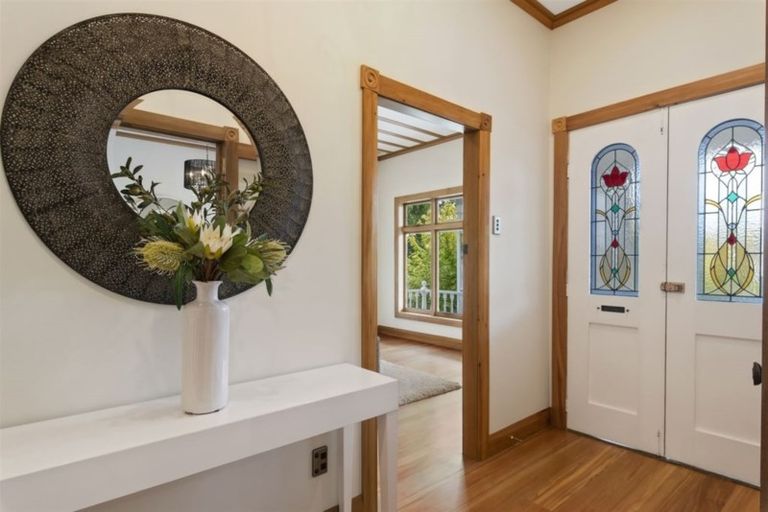 Photo of property in 13 Grahame Street, Devonport, Auckland, 0624