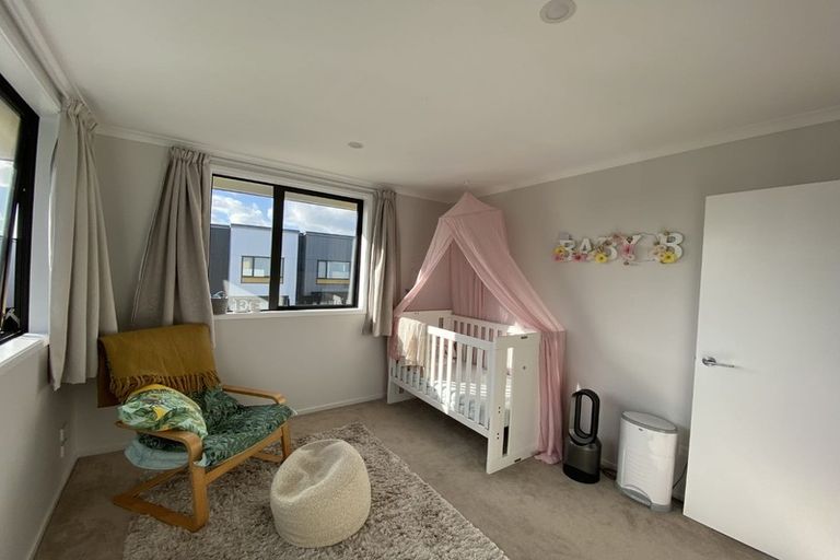 Photo of property in 10 Piko Lane, Hobsonville, Auckland, 0616