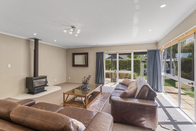 Photo of property in 34 Townshend Crescent, Halswell, Christchurch, 8025