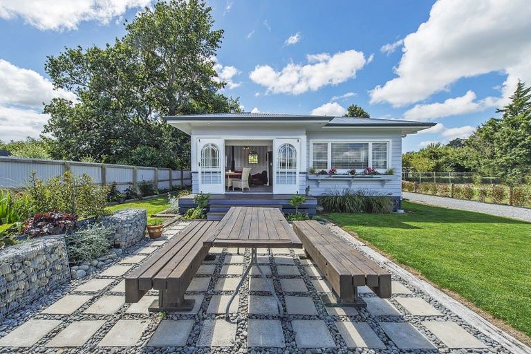 Photo of property in 10 High Street, Waddington, 7500