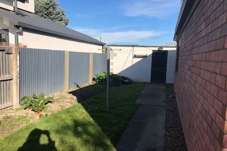 Photo of property in 4/88 Barbour Street, Waltham, Christchurch, 8011