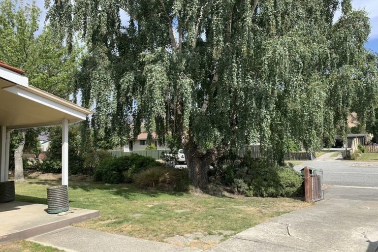 Photo of property in 69 Waenga Drive, Cromwell, 9310