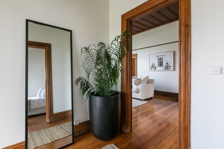 Photo of property in 62 Charles Street, Westshore, Napier, 4110