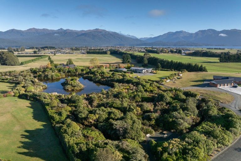 Photo of property in 10 Black Lane, Te Anau, 9672