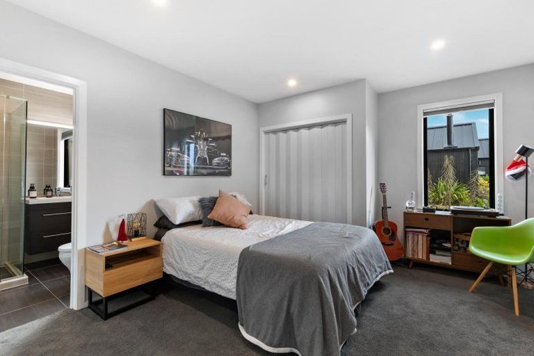 Photo of property in 19 Glenfiddich Road, Jacks Point, Queenstown, 9371