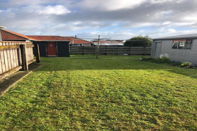 Photo of property in 97 Rangiora Avenue, Roslyn, Palmerston North, 4414