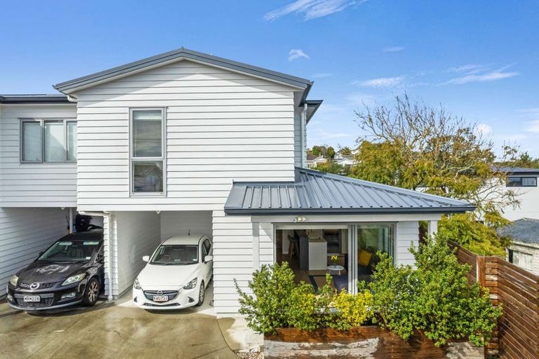 Photo of property in 116c Birkdale Road, Birkdale, Auckland, 0626