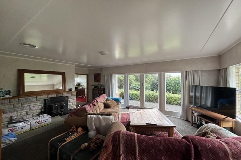 Photo of property in 67b Clawton Street, Westown, New Plymouth, 4310