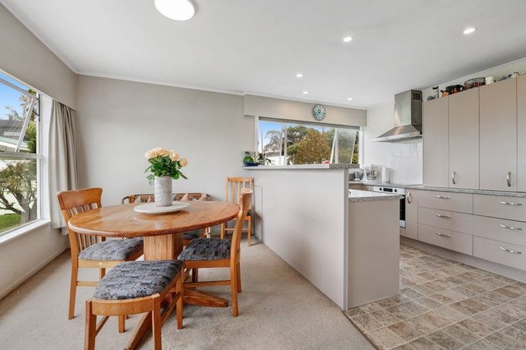 Photo of property in 1031 Whangaparaoa Road, Tindalls Beach, Whangaparaoa, 0930