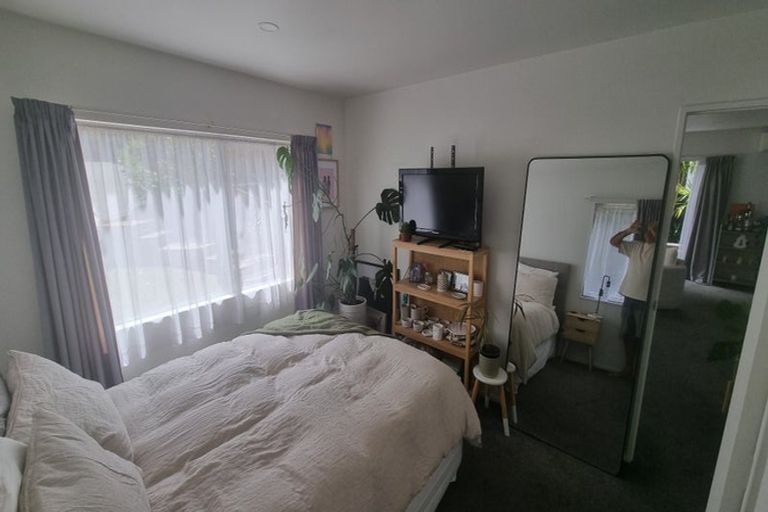 Photo of property in 18a Hythe Terrace, Mairangi Bay, Auckland, 0630