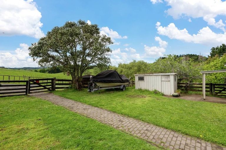 Photo of property in 731 Clevedon Kawakawa Road, Clevedon, Papakura, 2585