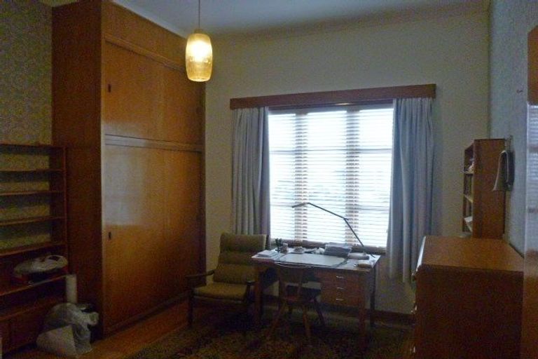 Photo of property in 3 Levy Street, Mount Victoria, Wellington, 6011