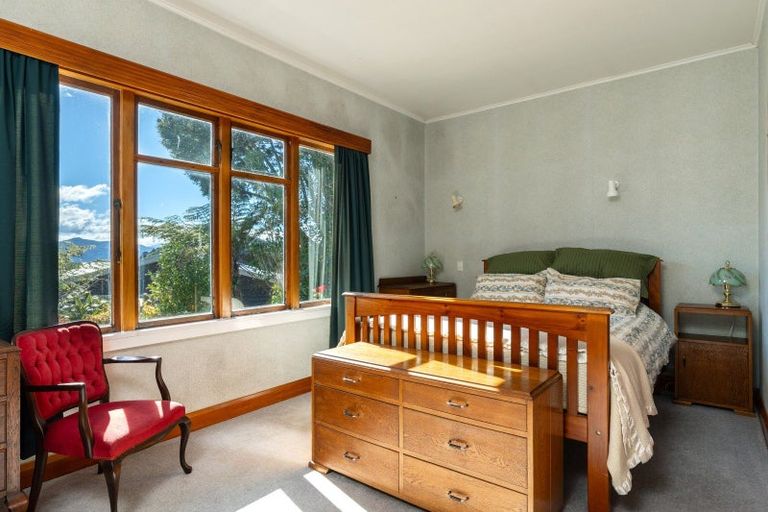 Photo of property in 8 Taranaki Street, Picton, 7220