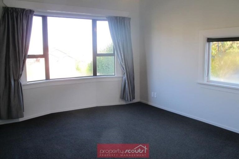 Photo of property in 14 Stone Street, Kenmure, Dunedin, 9011