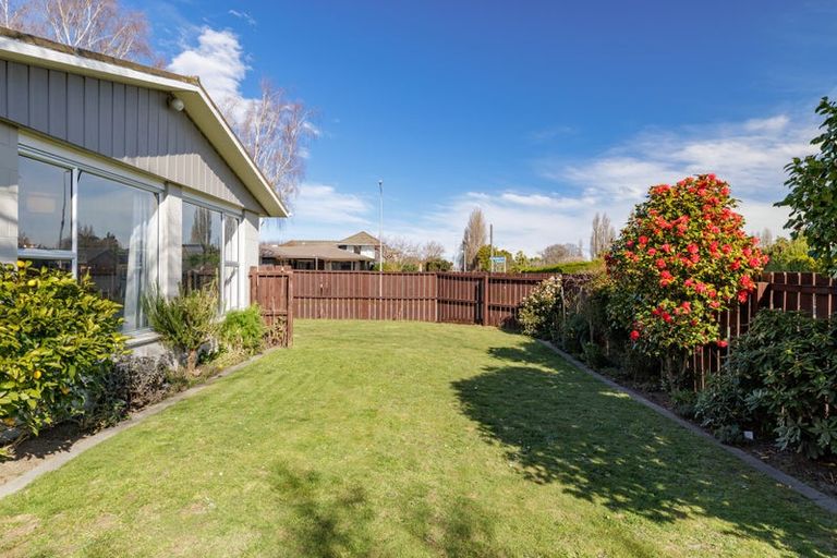 Photo of property in 146 Grimseys Road, Redwood, Christchurch, 8051