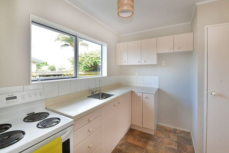Photo of property in 96c Lakeside Drive, Orewa, 0931