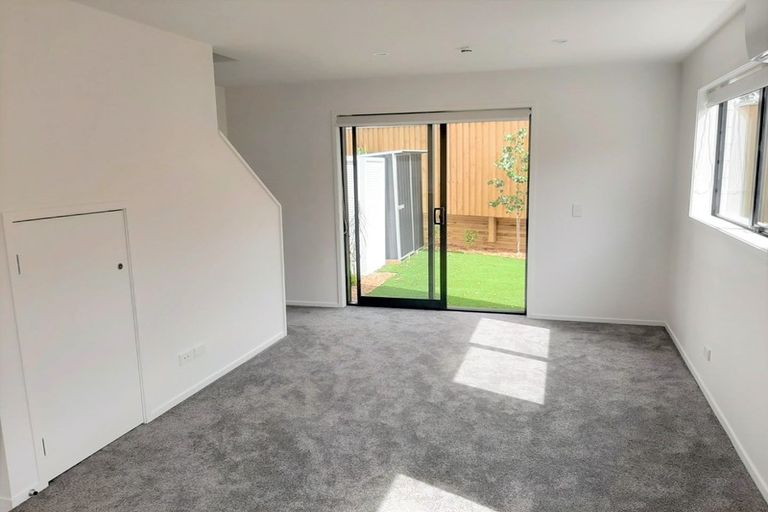 Photo of property in 9/59 Neil Avenue, Te Atatu Peninsula, Auckland, 0610