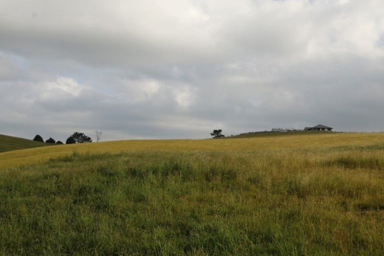 Photo of property in 28 Horseshoe Lane, Matarau, Kamo, 0185