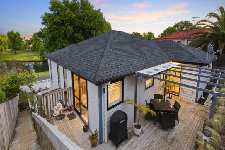 Photo of property in 4 Brownlee Place, Pukekohe, 2120