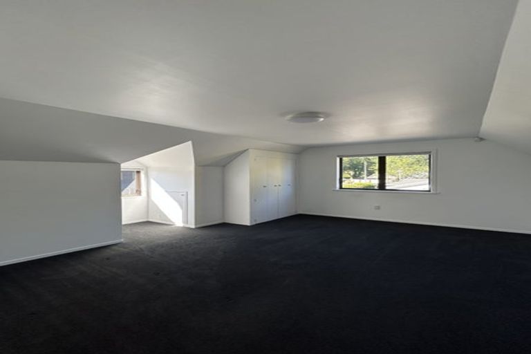 Photo of property in 142 Victoria Avenue, Hokowhitu, Palmerston North, 4410