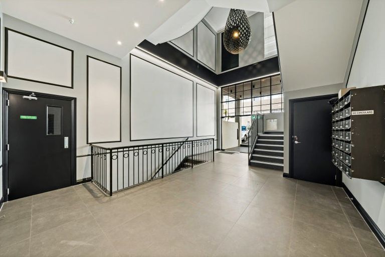 Photo of property in Dakota Buildings, 2c/3 Cheshire Street, Parnell, Auckland, 1052