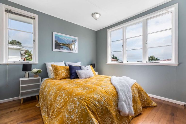 Photo of property in 29 Astley Avenue, New Lynn, Auckland, 0600