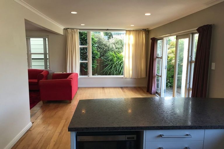 Photo of property in 56 Wellington Road, Hataitai, Wellington, 6021