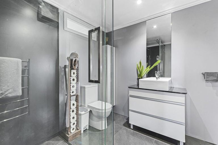 Photo of property in 37 Upper Pitone Road, Pitone, New Plymouth, 4374